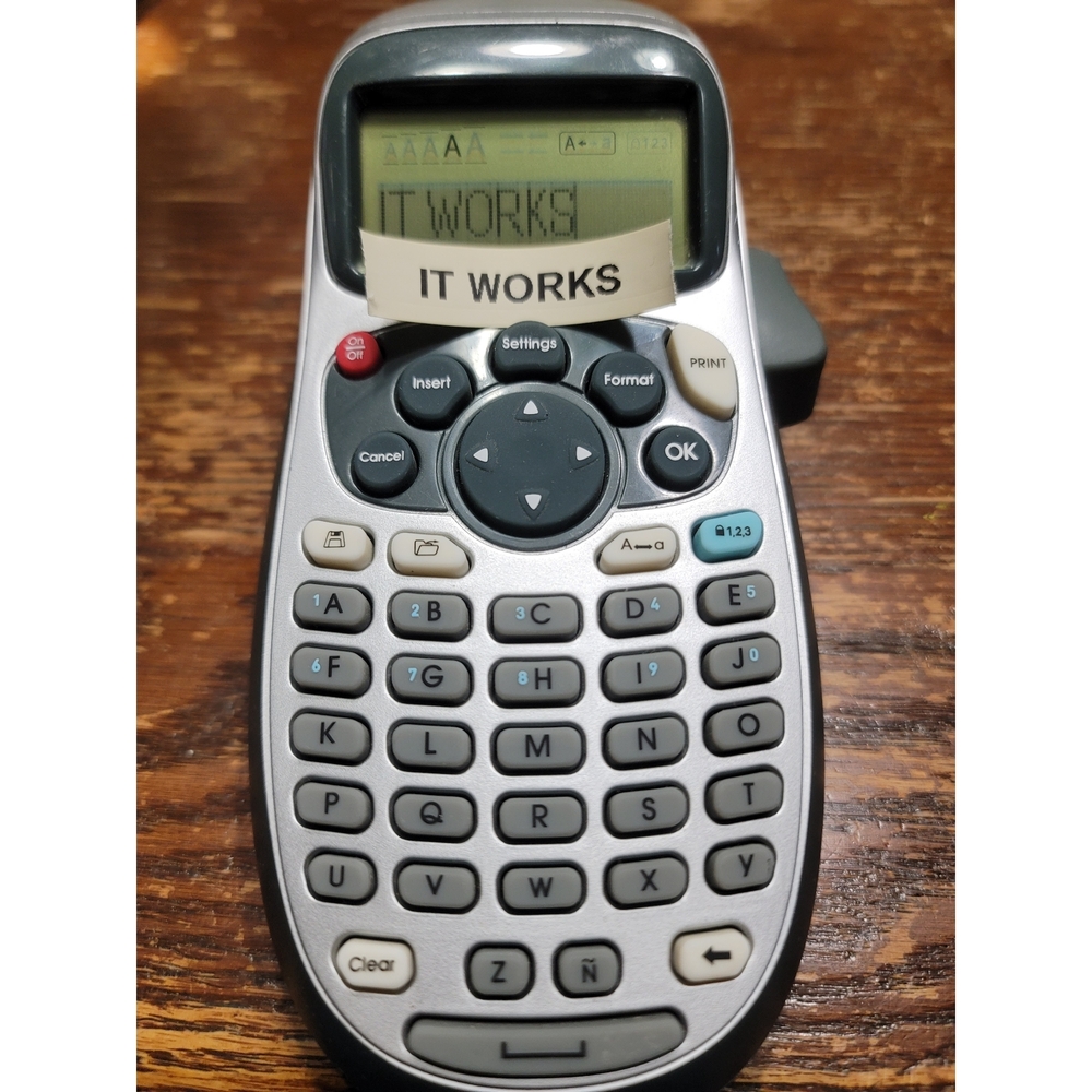 Dymo Hand Held Label Maker Letra Tag 100H Working